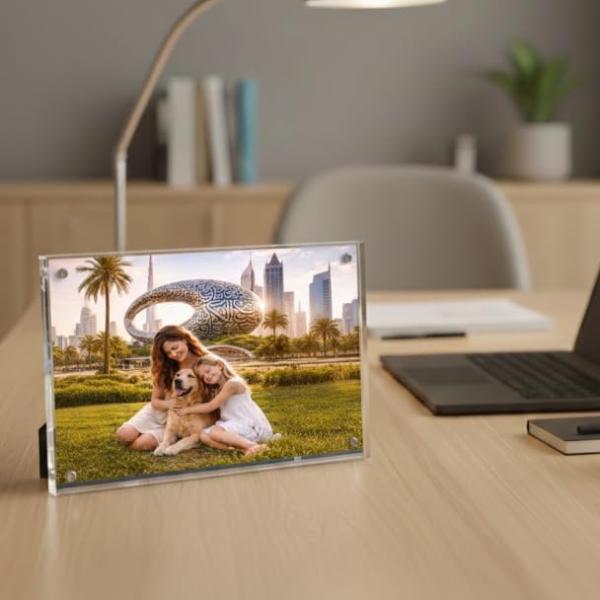 Acrylic Photo Frame - 5x7 (5R) Clear Display for Cherished Memories